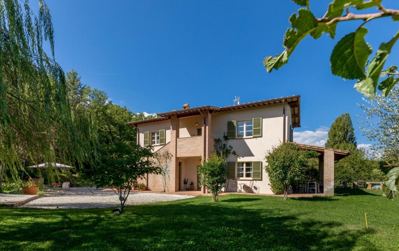 Altra Meta B&B Gubbio Eksteriør billede